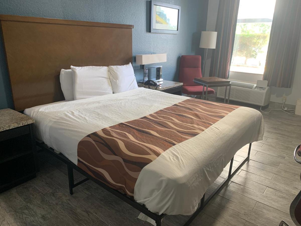Magnolia Gautier- Ocean Springs- Pascagoula Hotel Gautier
